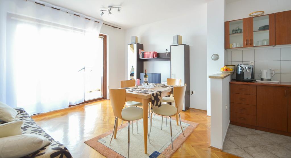 Apartment Natasa Novi Vinodolski Room photo